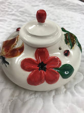 Perfect Jewel  4 oz hummingbird feeder. Our smallest design.